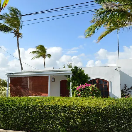 Frangipani Apartment